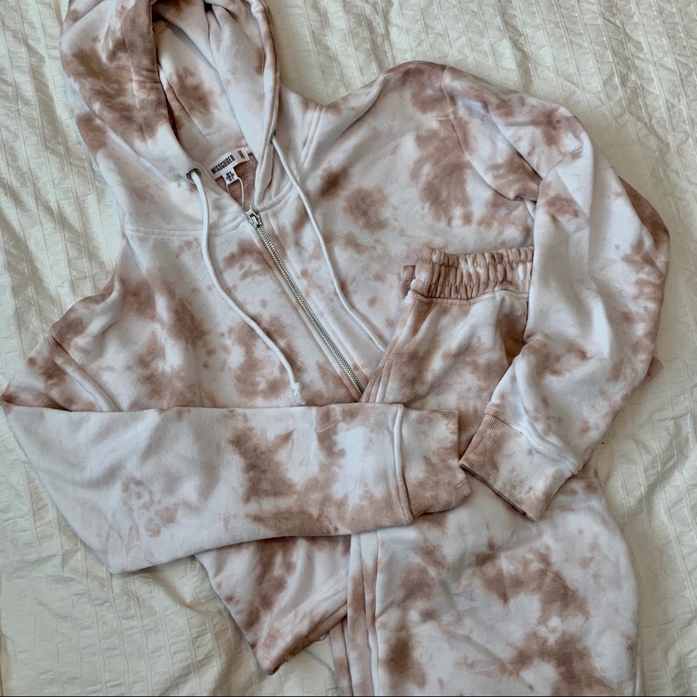 FINAL OFFER Missguided Tie Dye Jogger Set